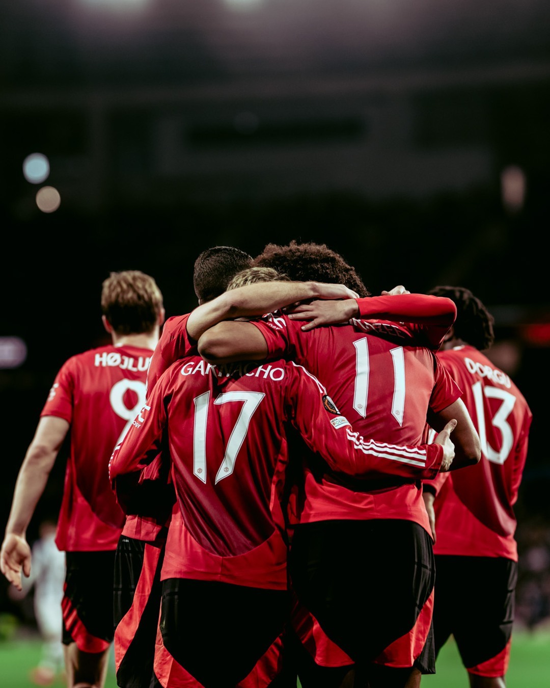 关于曼联清晨再遭质疑，志在法国杯名次提升，球迷炸锅，更衣室氛围转暖的信息-LEJIN Sports